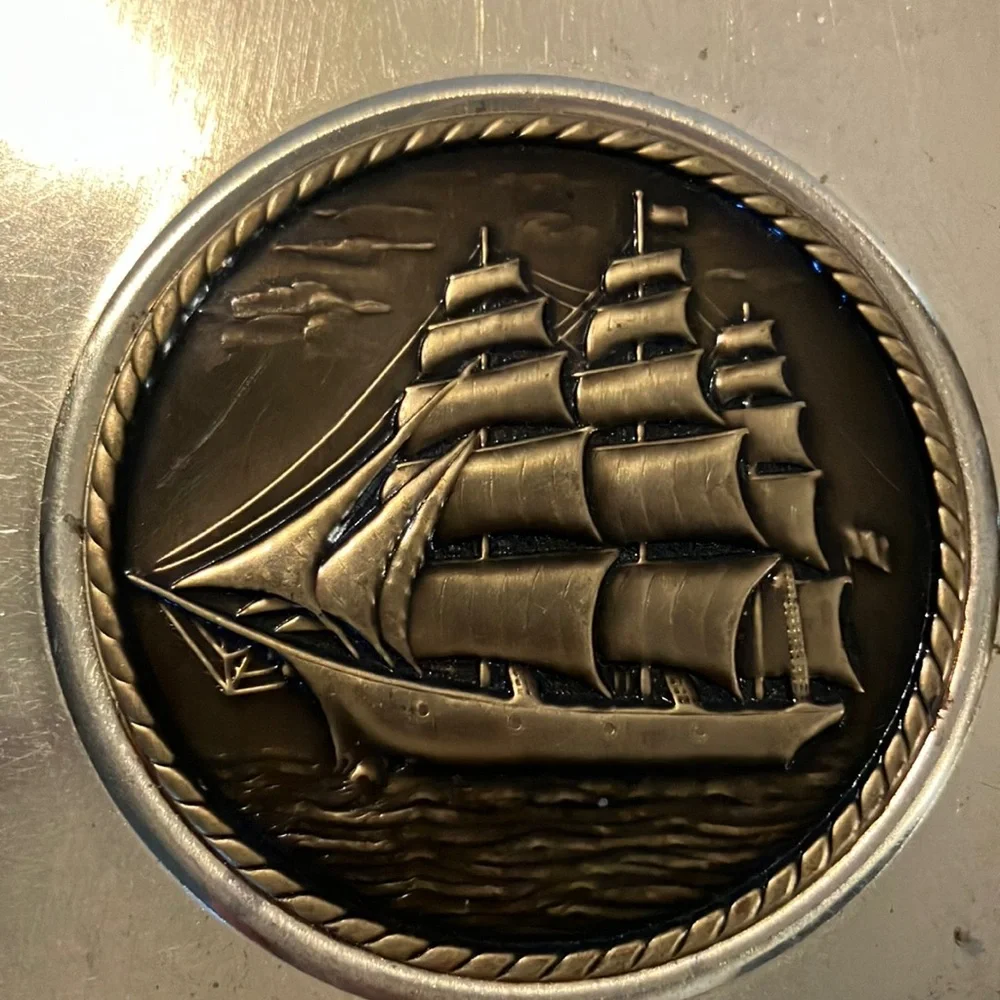 Gold‎ Nautical Themed Card Holder